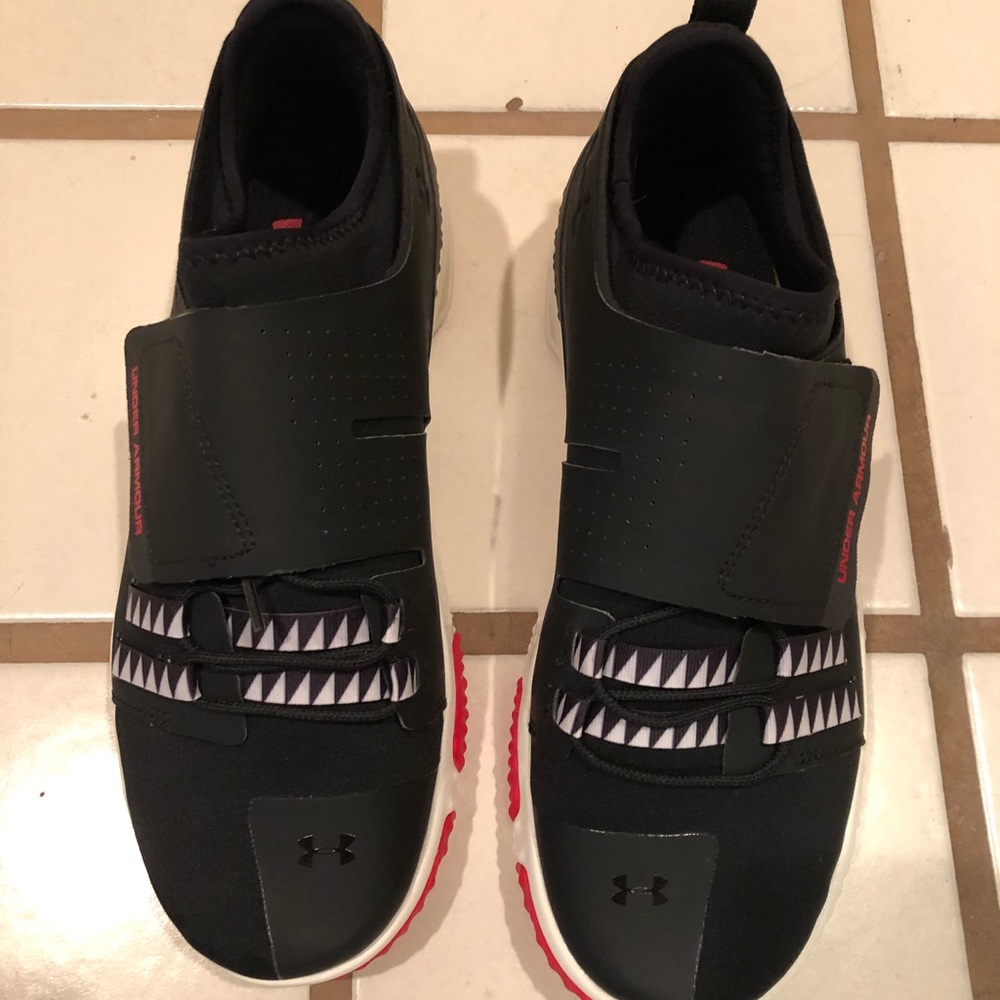 Under Armour Muhammad Ali  Sz 9 Black 1302749 001